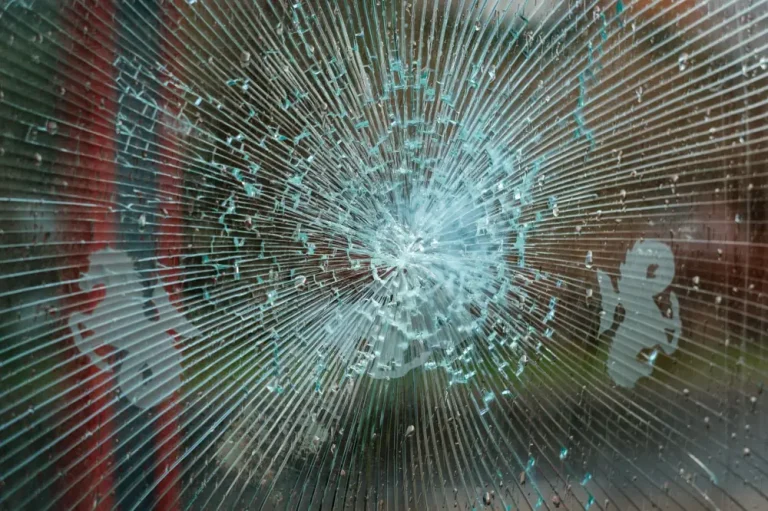 cracked window repair cost - Cracked Window Glass Repair Cost by Size USA