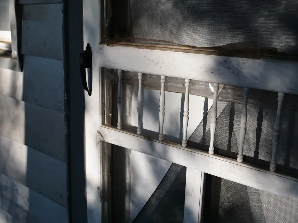 storm door installation cost